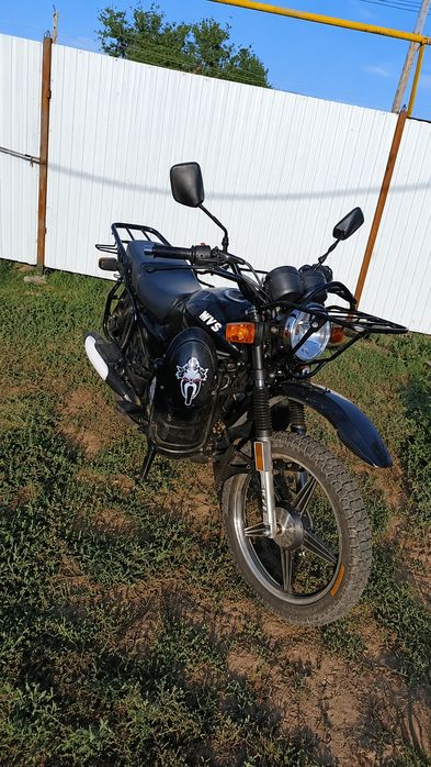 Продам мотоцикл 200 куб