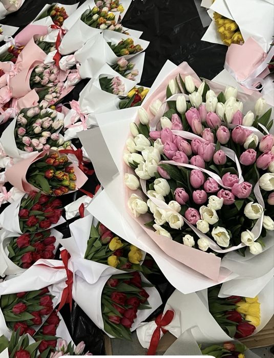Тюльпаны оптом на 8 марта Алматы