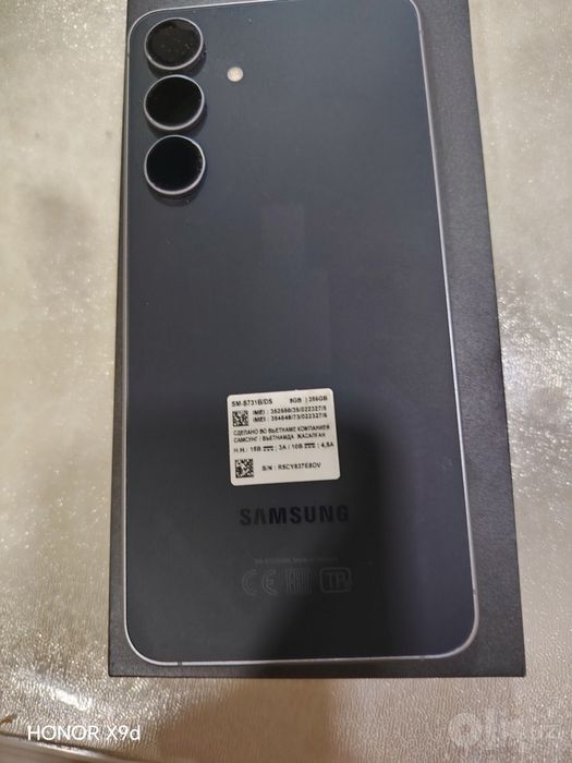 Samsung s25 Fe 8/256 Gb xotira