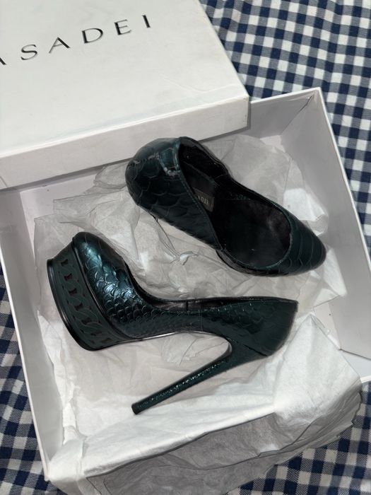 Срочно в связи с переездом