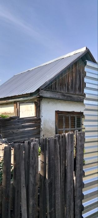 Продам дачу в городе.