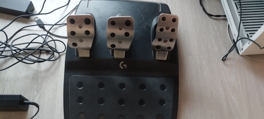 Продам руль logitech g920 с кпп