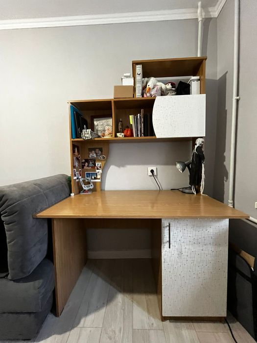 Компьютерный стол или письменный стол