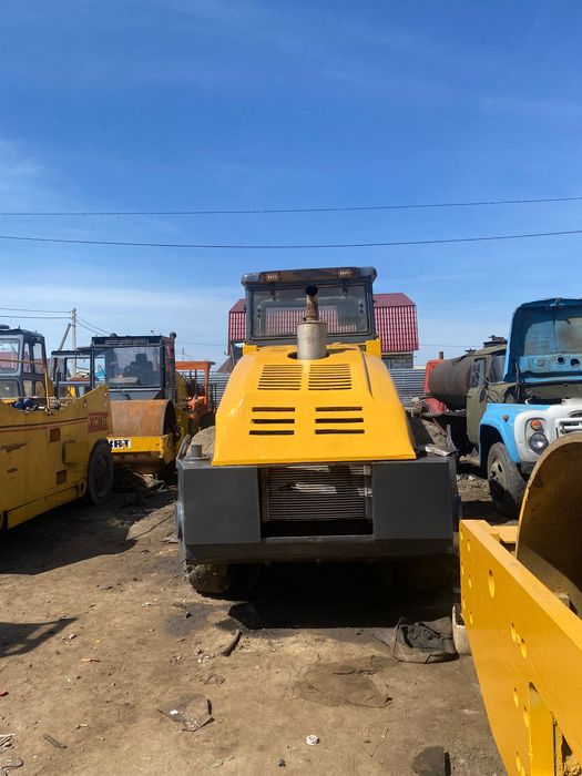 Грунтовый каток 20т