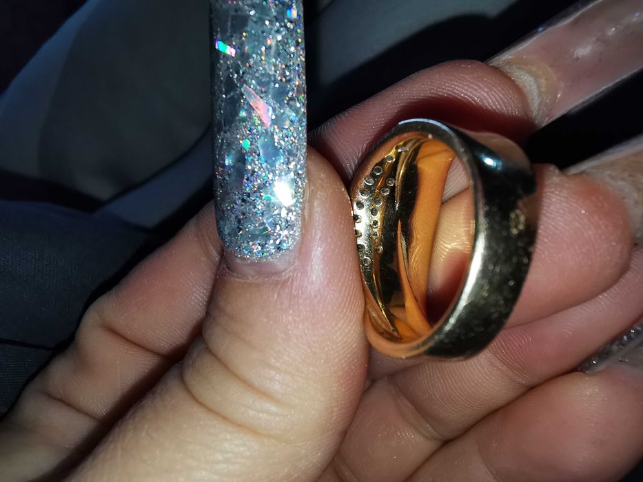 Inel masiv placat cu aur 24ct,cu pietre cubic zirconia