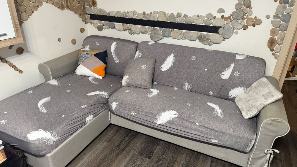 Разтегателен диван