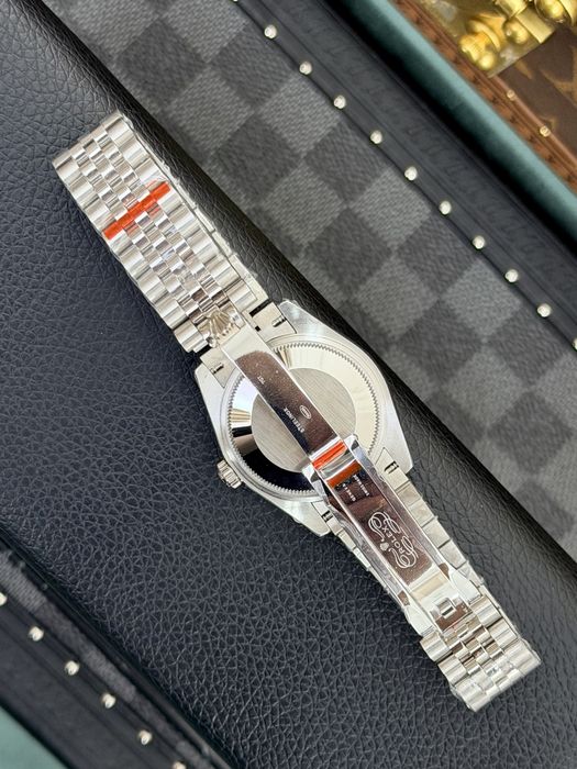 Rolex Date-Just 31mm Green Mint Dial - ETA -