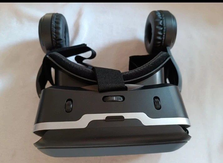 Ochelari VR cu telecomanda