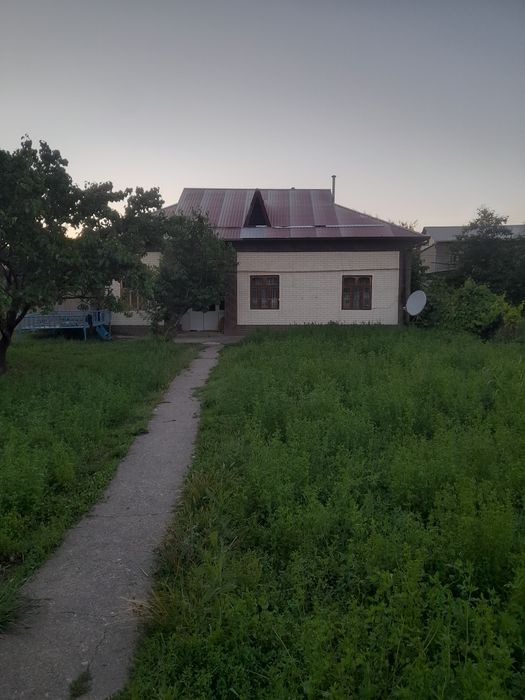 Ховли уи сотилади 10 сотик 80минг
