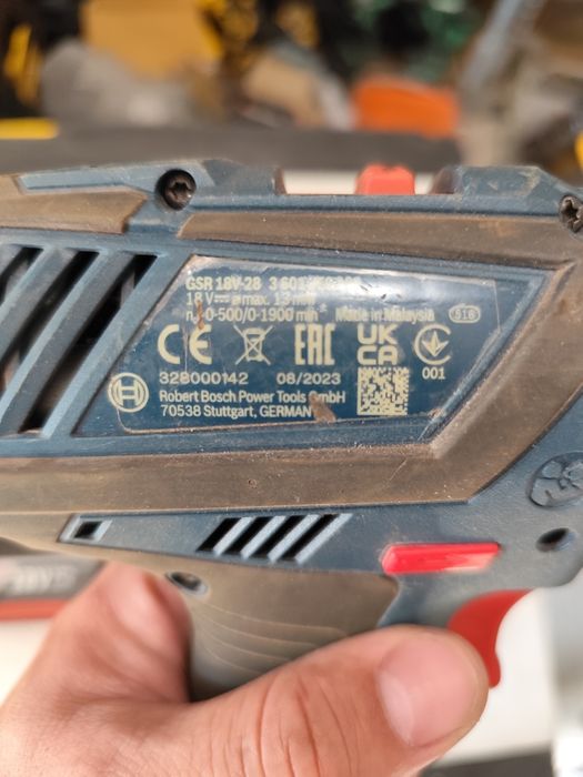 Акумулаторен винтоверт Бош Bosch GSR 18V-28 + 3Ah AMP/Share