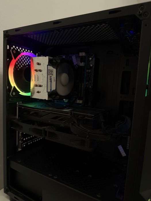 Unitate PC i7 3770 / 16GB / R9 380 4GB / SSD Samsung / Sursă 750W