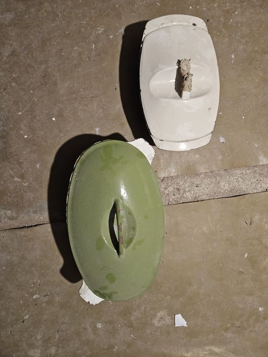 Продам чугунные горшки