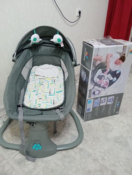 Шезлонг для новорожденных