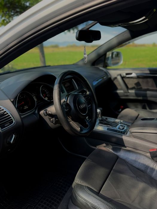 Vand Audi Q7 S-line