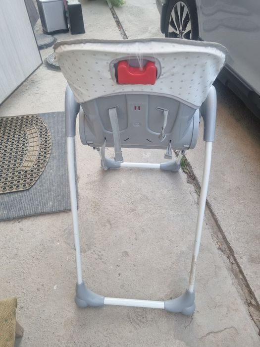 Продается десткий стульчик для кормления