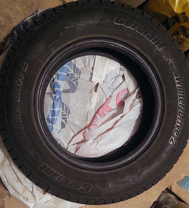 Продам зимнюю резину
