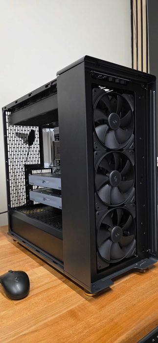 Workstation AI PRO - AMD Threadripper 9960X, AI TOP 2x 9700 PRO AI 32GB VRAM, 4x16GB DDR5 ECC, watercooled