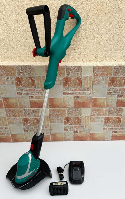 BOSCH ART 26-18 Li - Акумулаторен тример 18V 2.5Ah като нов!