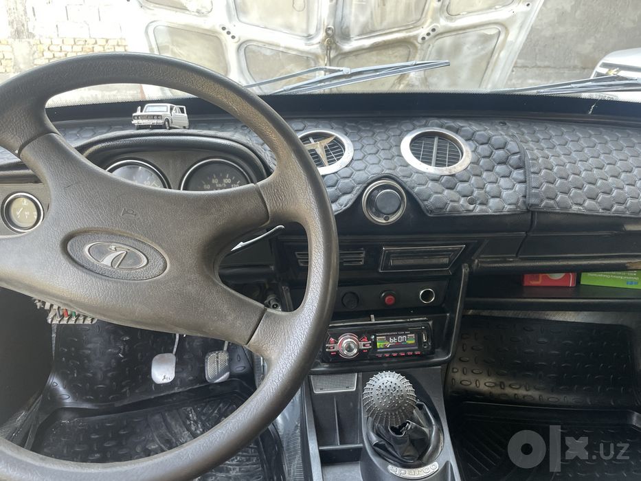 Vaz 2106 sotiladi 1992 y