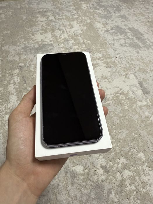 iPhone 11 с коробкой