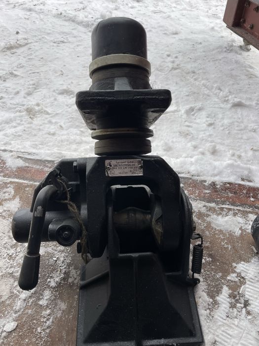 Фаркоп Евро Бааз