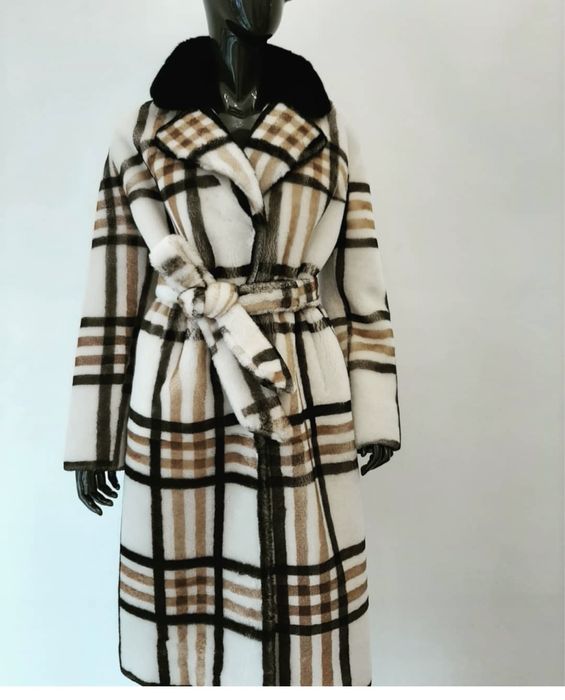 Продам шубу из натуральной овчины.новая!