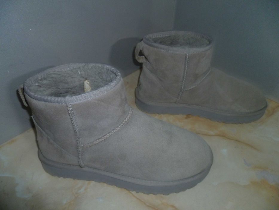 UGG оригинални ботуши №40
