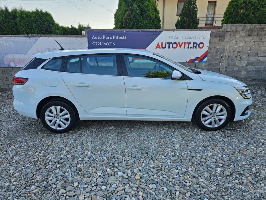 Renault Megane GARANTIE 1-3 ANI TVA INCLUS deductibil clima navigatie RATE / LEASING