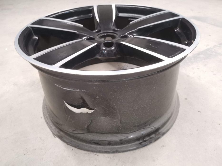 Джанта 11.5J X R22 ET61 Порше Кайен 3 9Y Оригинална Авариран Porsche C