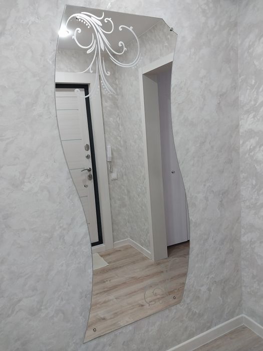 Продаётся зеркало