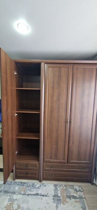 Модульный шкаф для одежды