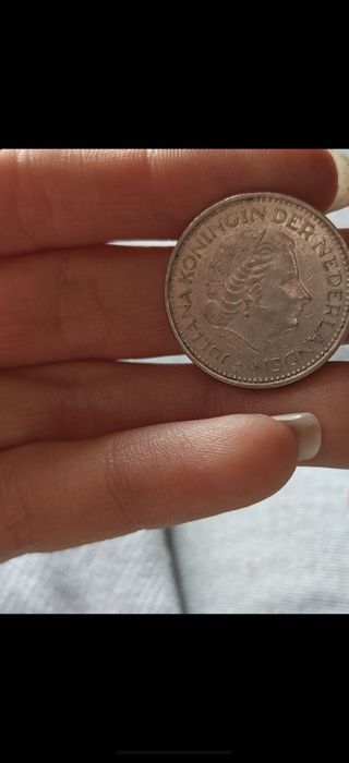 Колекционерски сет монети и банкноти