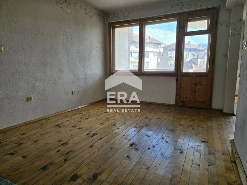 Продава се Тристаен апартамент в Благоевград, Широк център - 107 кв.м за 794 €/кв.м - Снимка #5