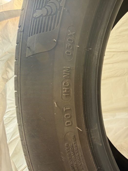 Продавам летни гуми 235 / 50 / 19