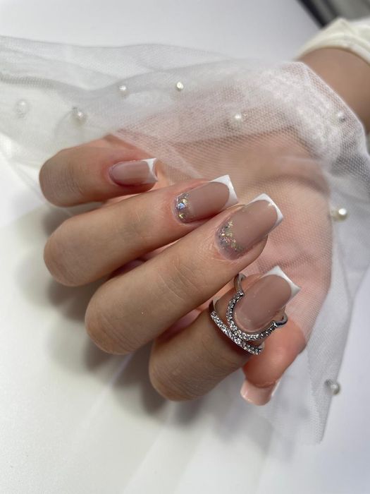 Качественный маникюр -6000