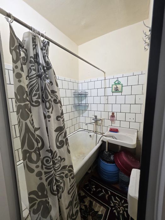 Arendaga uy beriladi 2 xonalik