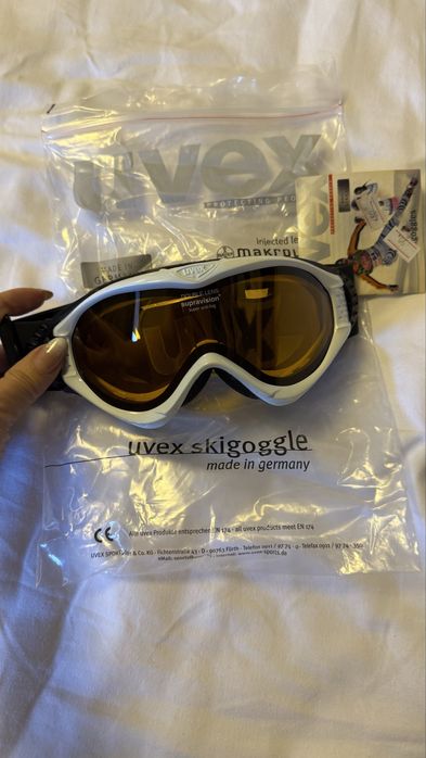 Скиорски очила нови UVEX, super anti-fog