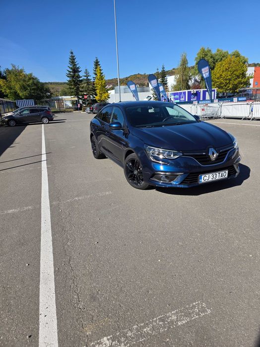 RENAULT Megane 2020 — imagine 2