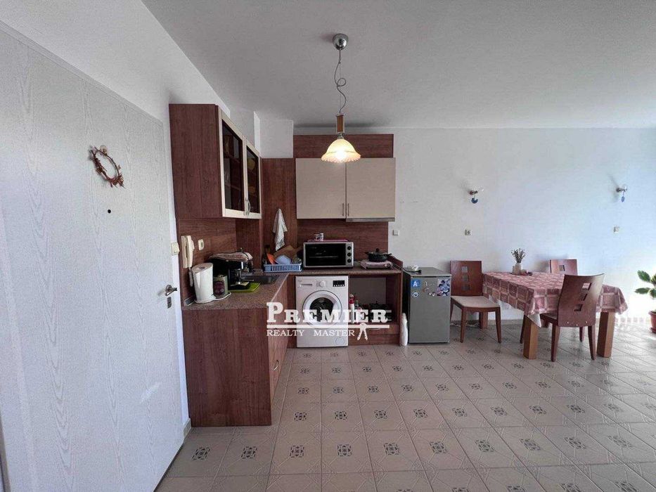 Продава се Двустаен апартамент в к.к. Слънчев бряг - 60 кв.м за 1150 €/кв.м - Снимка #9