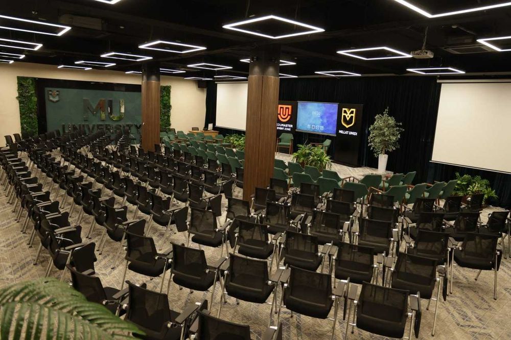 Eventzone Premium-Аренда конференц залов до 200 чел. Техника включена