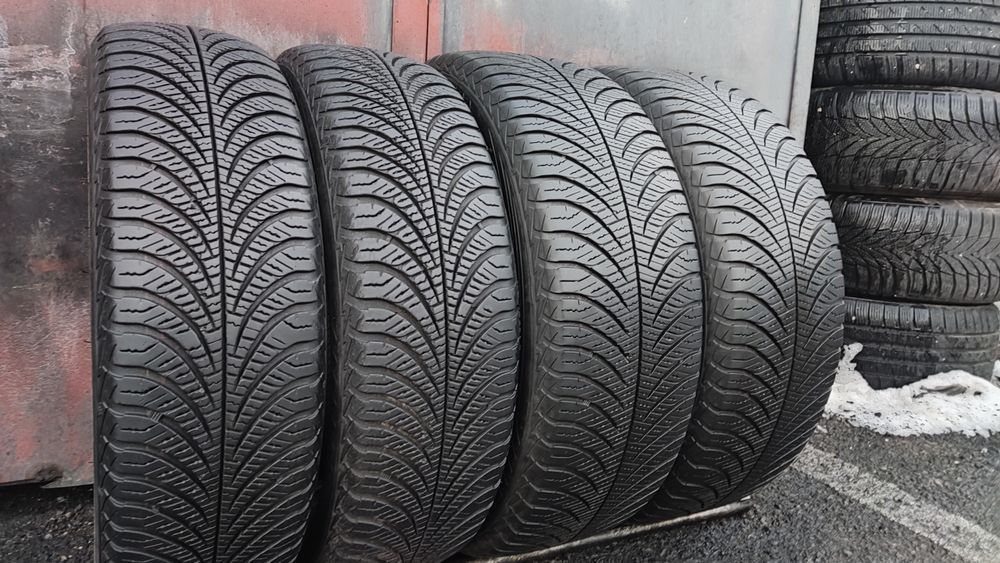 пакет всесезонни гуми 165/65/15 и 185/60/15 GoodYear 4 Season, Smart
