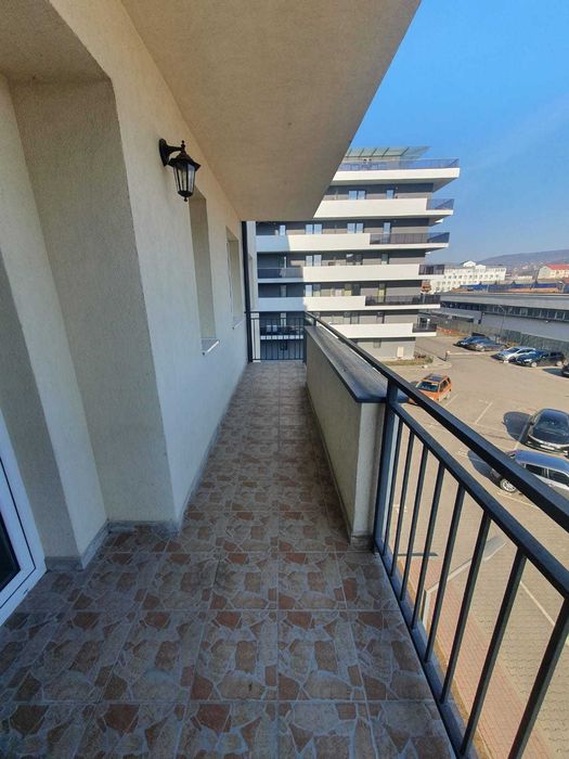 Chirie apartament cu 3 camere