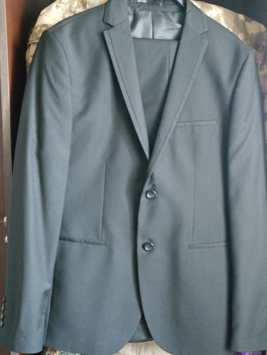 Костюм мужской двойка