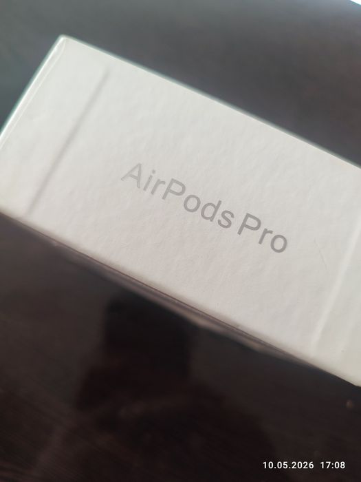 Продам наушники AirPods Pro
