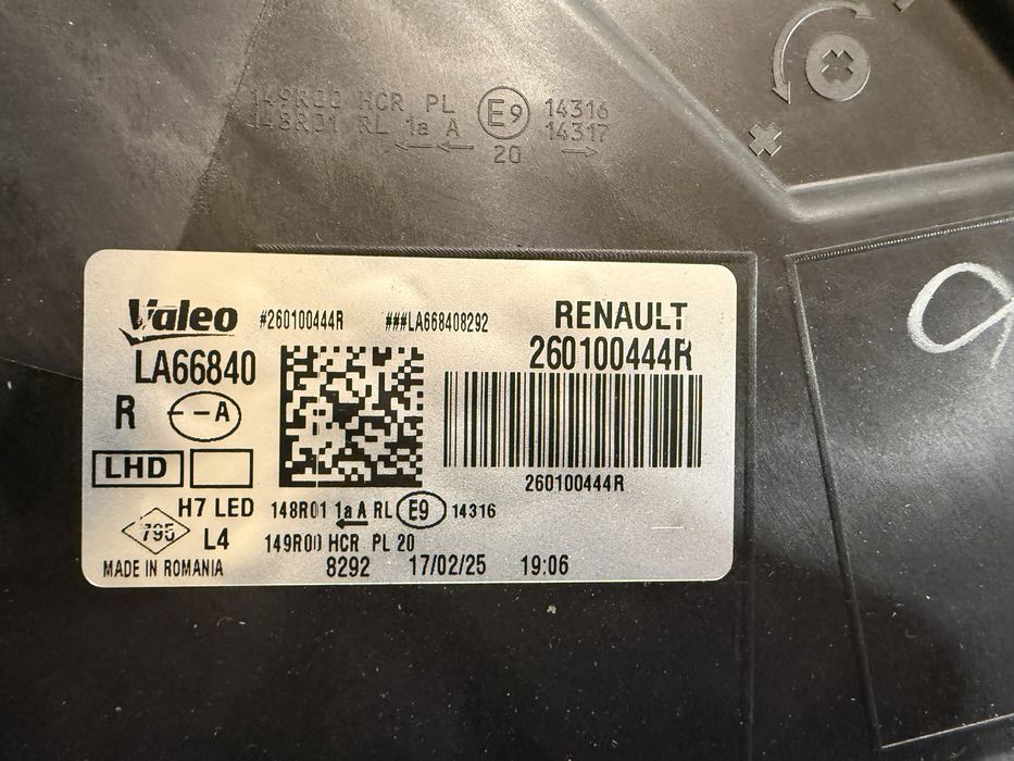 Far led stânga dreapta Dacia Duster 3 și Bigster 2025/2026