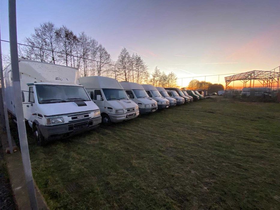 De vânzare piese pentru Iveco Daily 35-18, 50-17, 35-12, 35-10, 49-12 și 59-12.