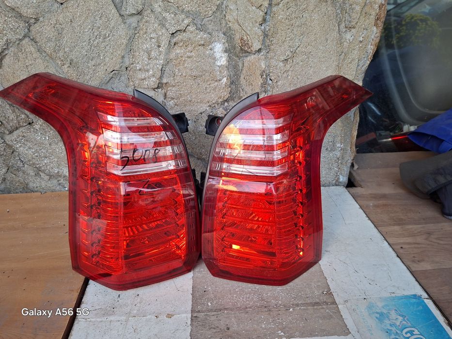 Оригинален стоп PEUGEOT 5008