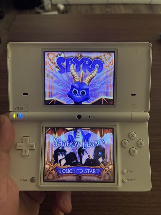 Nintendo DSi White с Карта