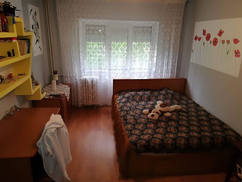 Vând cameră de cămin / Garsonieră