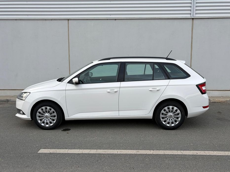 SKODA Fabia 2022 — imagine 4